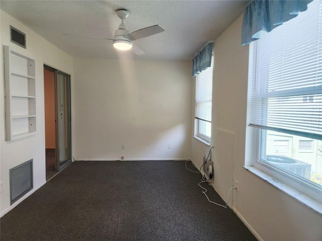 2358 ECUADORIAN WAY 40, Clearwater, FL 33763