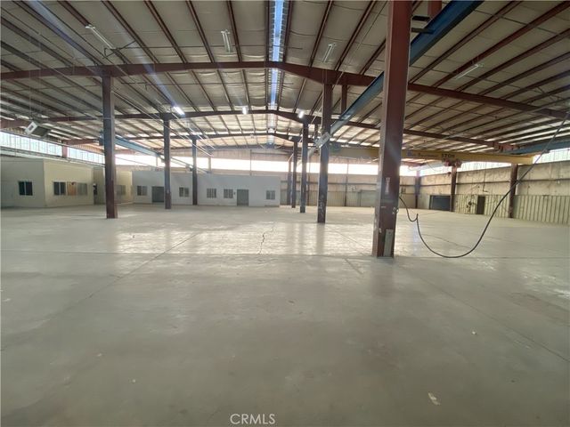 17260 Muskrat Avenue, Adelanto, CA 92301