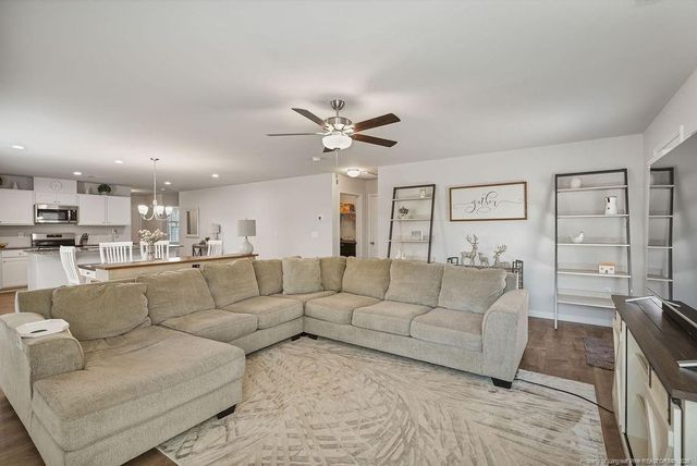 250 Melbourne Drive, Raeford, NC 28376