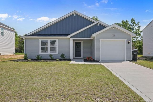 250 Melbourne Drive, Raeford, NC 28376