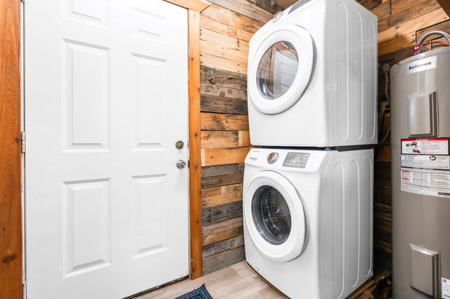 183 Grand Prairie Drive, Whitney, TX 76692