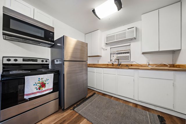 183 Grand Prairie Drive, Whitney, TX 76692