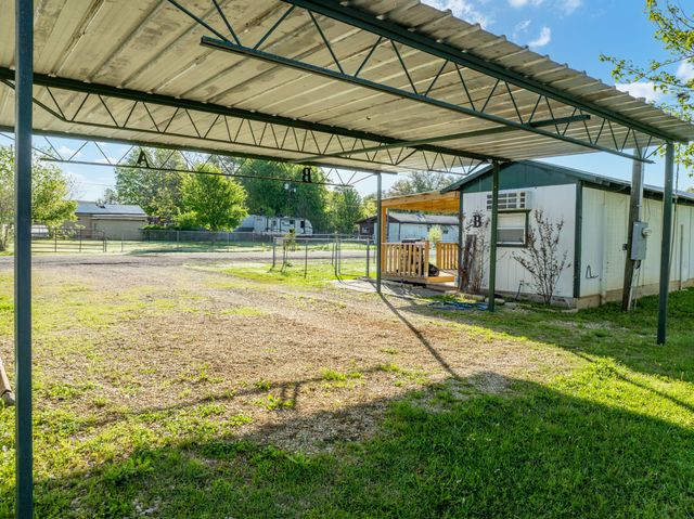 183 Grand Prairie Drive, Whitney, TX 76692