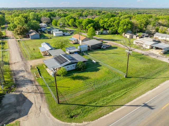 183 Grand Prairie Drive, Whitney, TX 76692