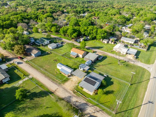 183 Grand Prairie Drive, Whitney, TX 76692