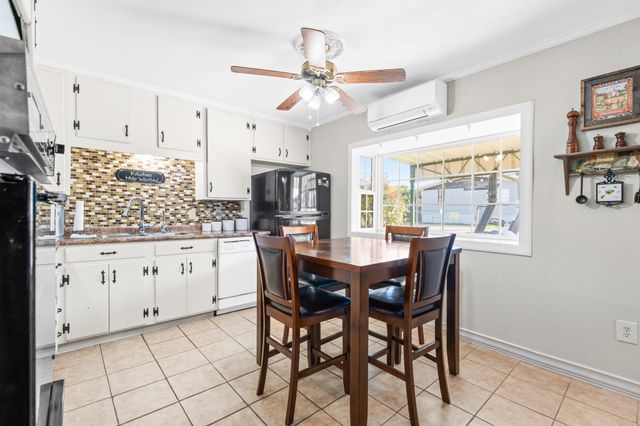 183 Grand Prairie Drive, Whitney, TX 76692