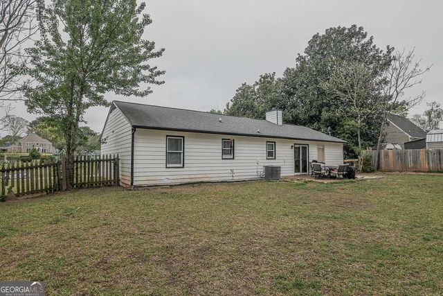 356 Meadow Trace Drive, Auburn, GA 30011