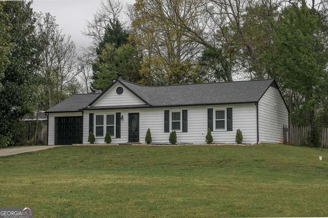 356 Meadow Trace Drive, Auburn, GA 30011