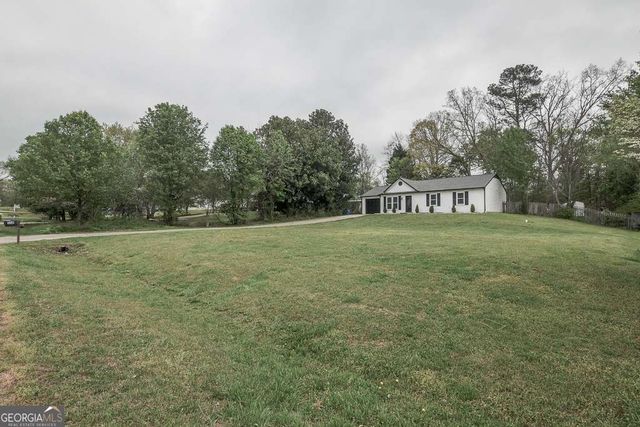 356 Meadow Trace Drive, Auburn, GA 30011