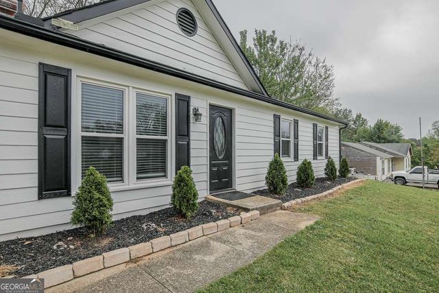 356 Meadow Trace Drive, Auburn, GA 30011