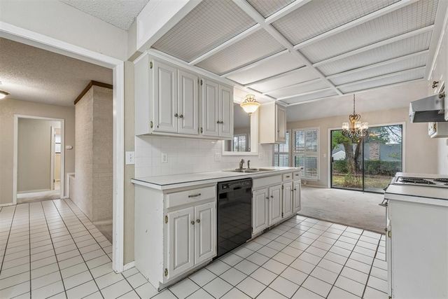 2516 Brookdale Avenue, Edmond, OK 73034