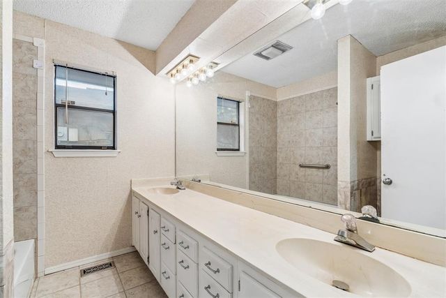 2516 Brookdale Avenue, Edmond, OK 73034