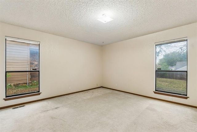 2516 Brookdale Avenue, Edmond, OK 73034
