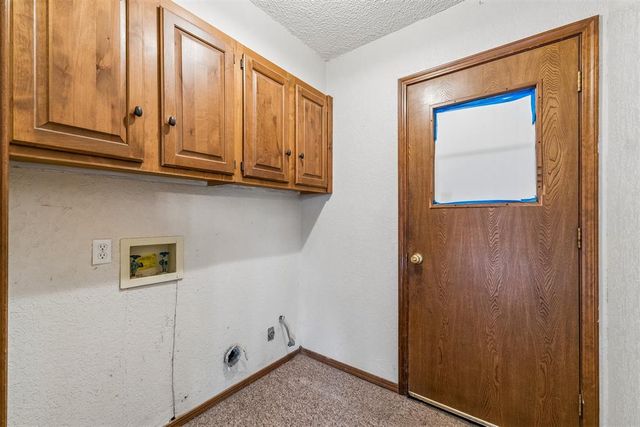 2516 Brookdale Avenue, Edmond, OK 73034