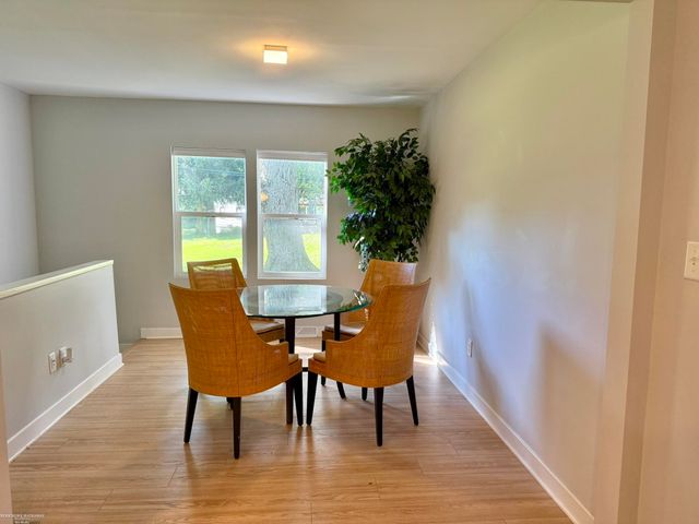 620 S Briarvale Drive, Auburn Hills, MI 48326