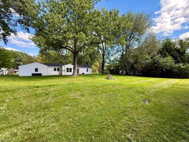 620 S Briarvale Drive, Auburn Hills, MI 48326