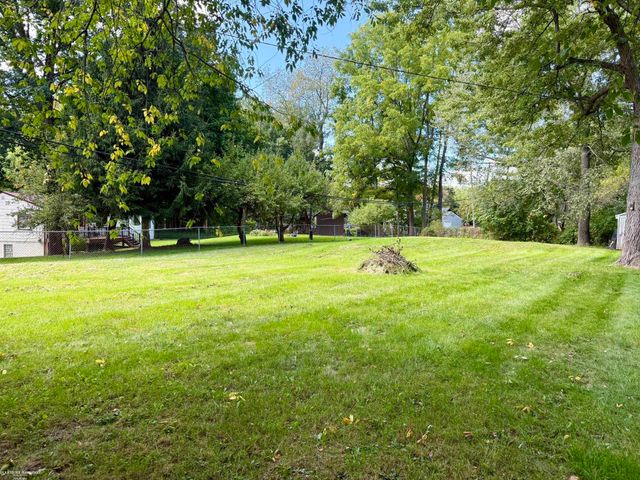 620 S Briarvale Drive, Auburn Hills, MI 48326
