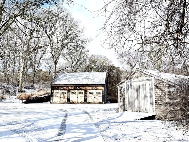 205 South Rd, Chilmark, MA 02575