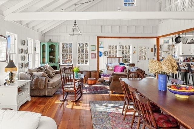 205 South Rd, Chilmark, MA 02575