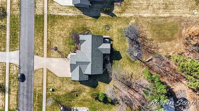 5573 Stanton Woods Drive, Hudsonville, MI 49426