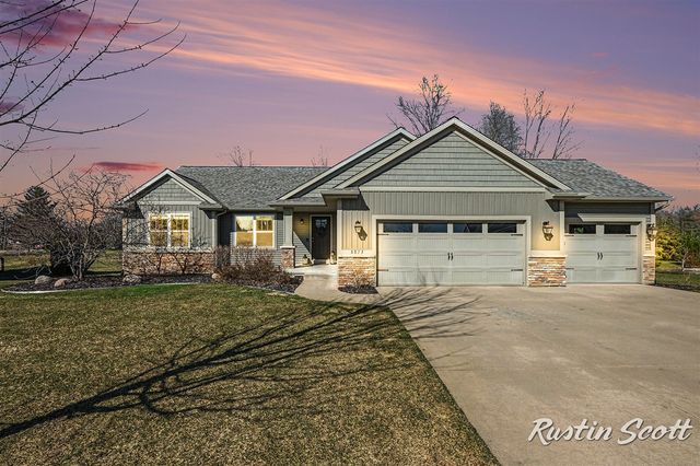 5573 Stanton Woods Drive, Hudsonville, MI 49426