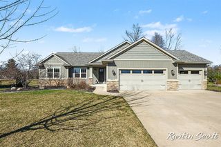 5573 Stanton Woods Drive, Hudsonville, MI 49426