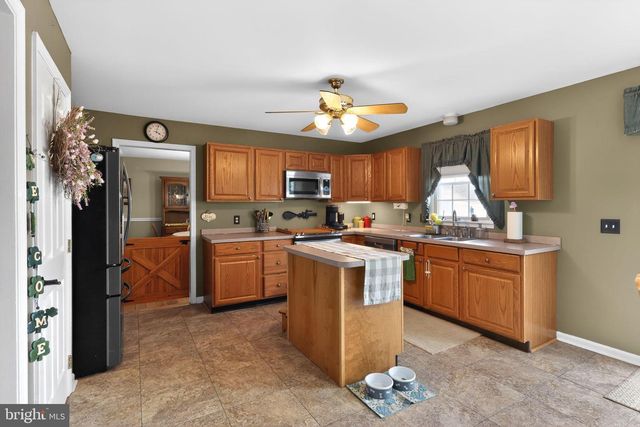 6 BILTMORE CT, Bear, DE 19701