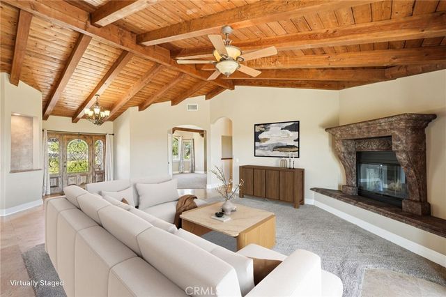 40000 Valle Vista, Murrieta, CA 92562
