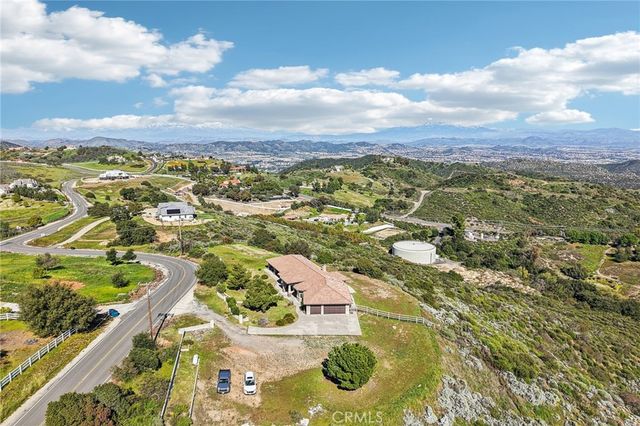 40000 Valle Vista, Murrieta, CA 92562