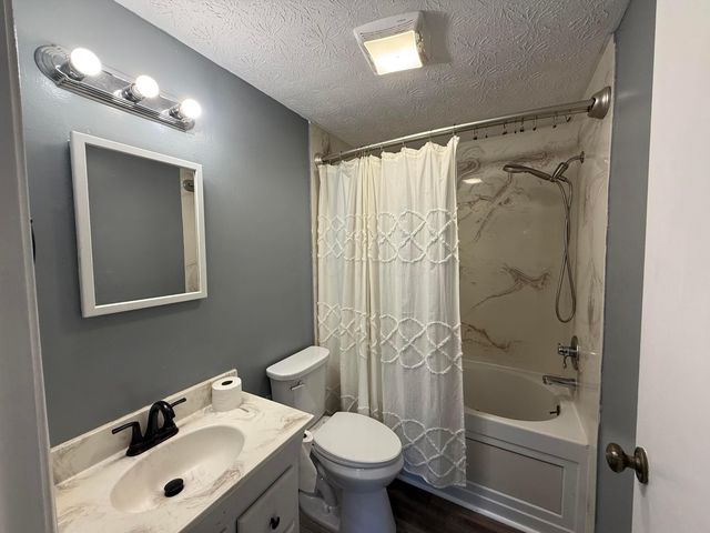 3114 Strathaven Court, Dublin, OH 43017