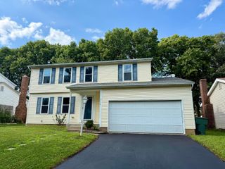 3114 Strathaven Court, Dublin, OH 43017