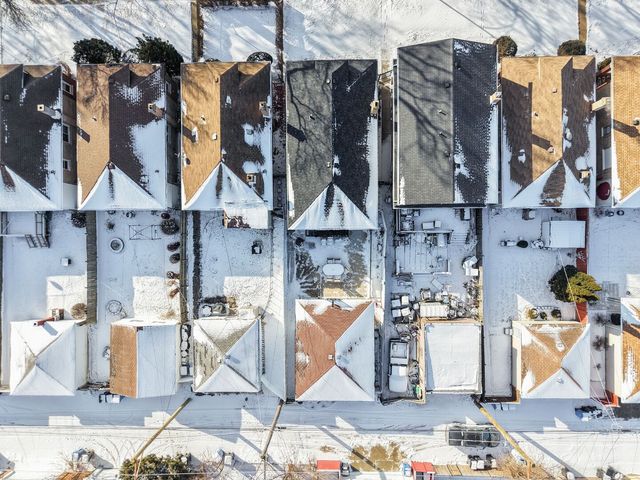 9133 S Racine Avenue, Chicago, IL 60620