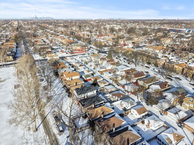 9133 S Racine Avenue, Chicago, IL 60620