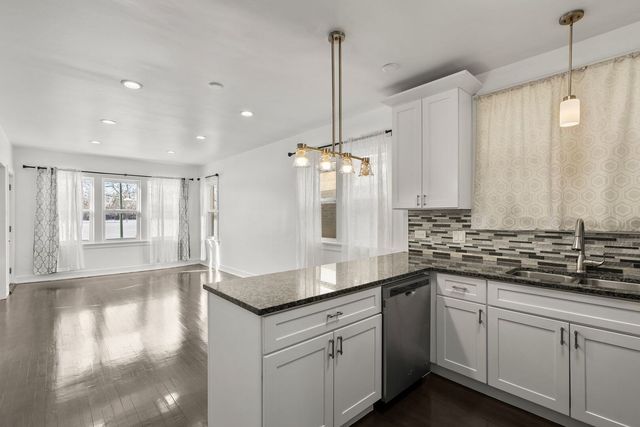 9133 S Racine Avenue, Chicago, IL 60620