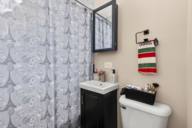 9133 S Racine Avenue, Chicago, IL 60620