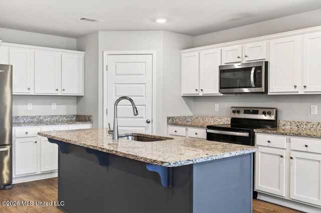 6550 Eastland Circle, Biloxi, MS 39532