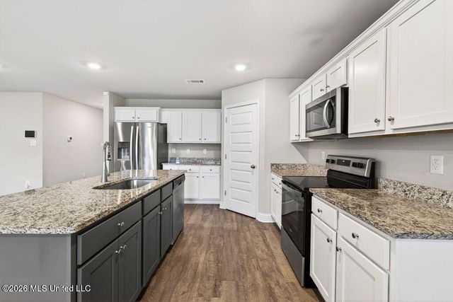 6550 Eastland Circle, Biloxi, MS 39532