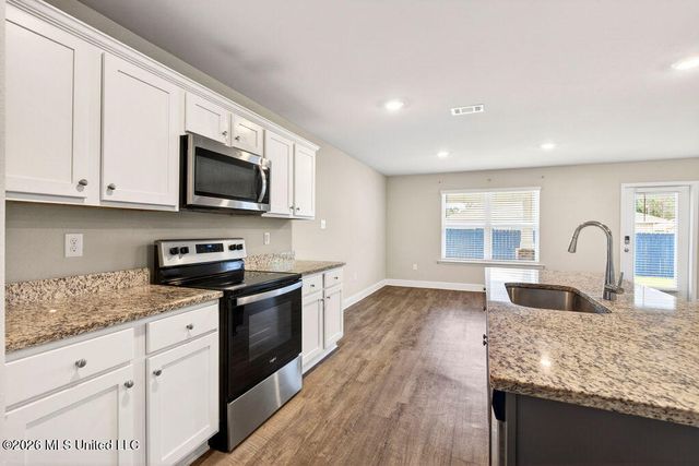 6550 Eastland Circle, Biloxi, MS 39532