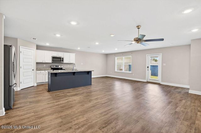 6550 Eastland Circle, Biloxi, MS 39532