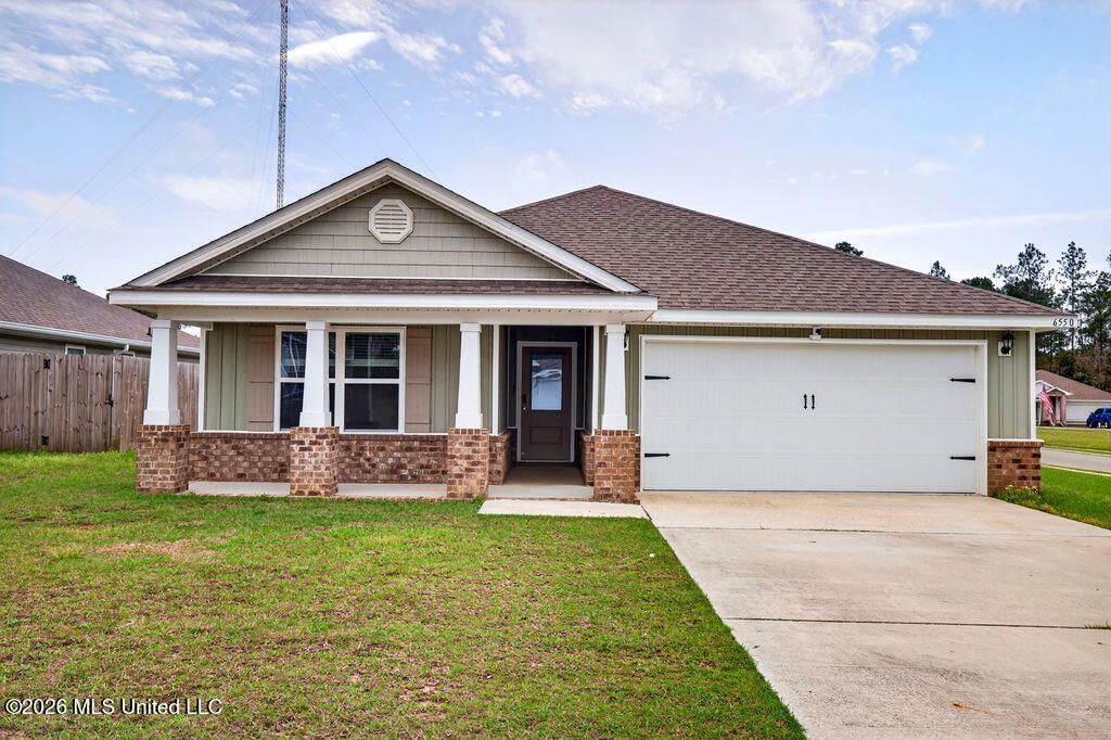 6550 Eastland Circle, Biloxi, MS 39532