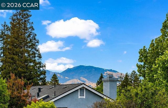 341 Twinview Dr, Pleasant Hill, CA 94523
