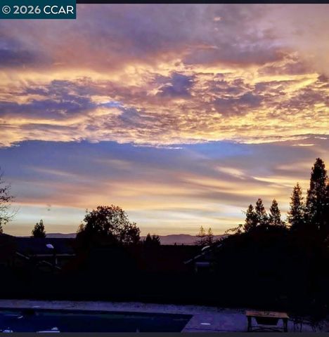 341 Twinview Dr, Pleasant Hill, CA 94523