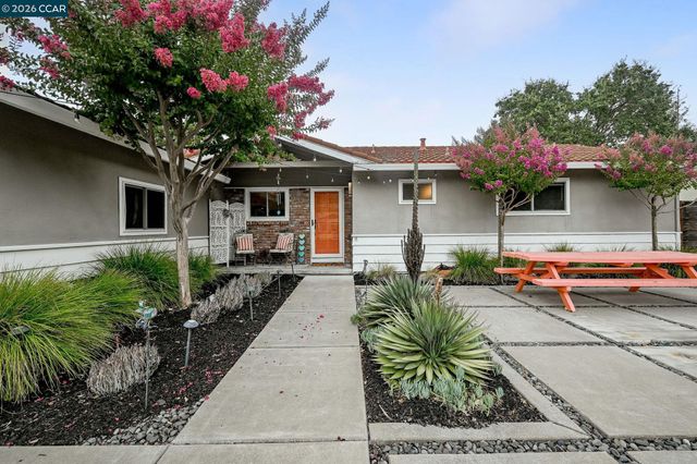 341 Twinview Dr, Pleasant Hill, CA 94523