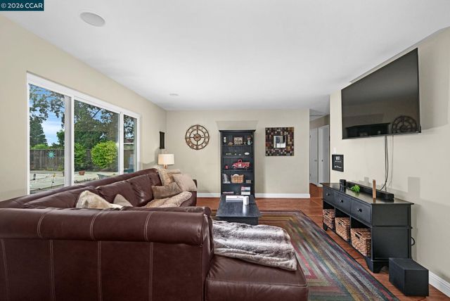 341 Twinview Dr, Pleasant Hill, CA 94523