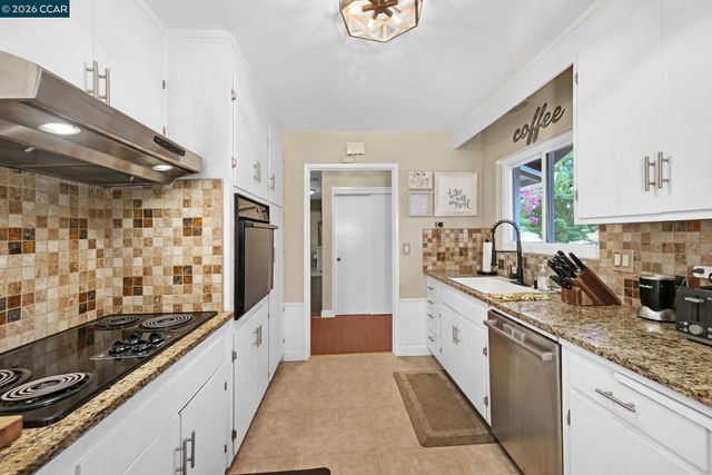 341 Twinview Dr, Pleasant Hill, CA 94523