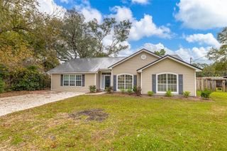 210 Glen Meadows Circle, Brunswick, GA 31523