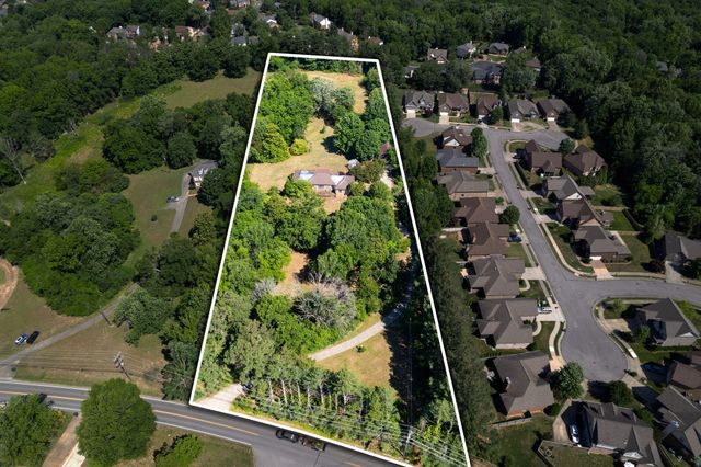 641 Old Lebanon Dirt Rd, Hermitage, TN 37076