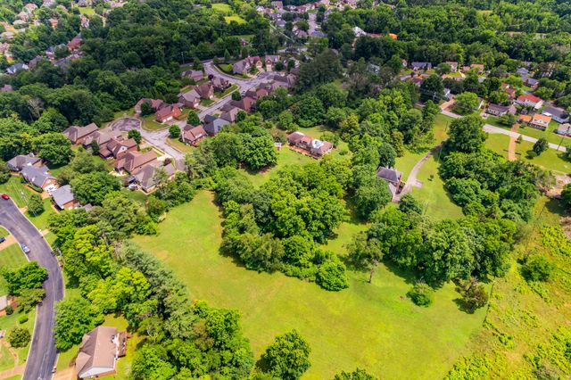 641 Old Lebanon Dirt Rd, Hermitage, TN 37076