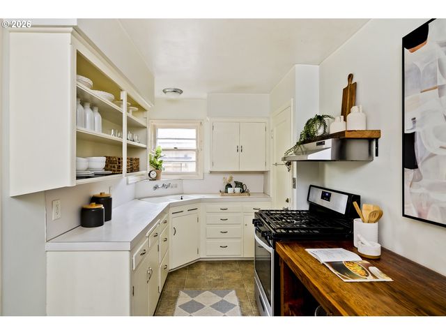 6516 Ne 23RD Ave, Portland, OR 97211