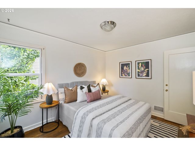 6516 Ne 23RD Ave, Portland, OR 97211